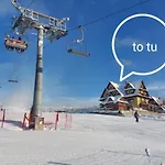 Stanek Z Widokiem Na Gory *